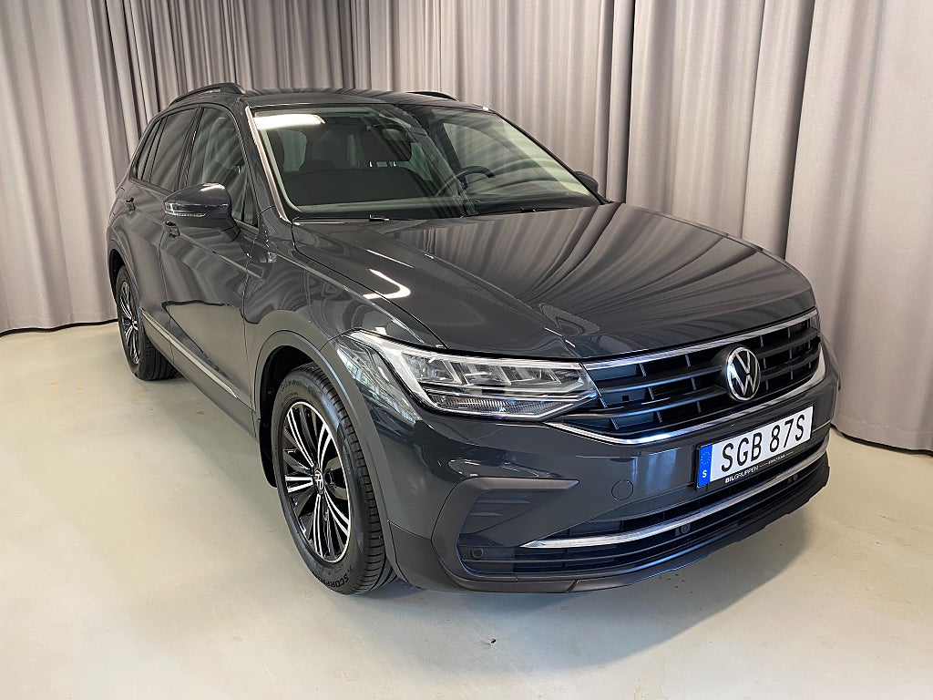 Volkswagen Tiguan 1.5 TSI 150hk Automat. Dragkrok  Parkeringsvärmare