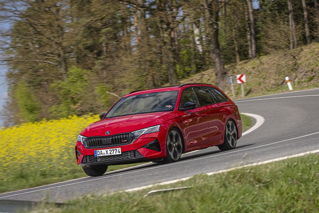 Skoda Octavia NYA RS 2.0TSI 265HK LANSERINGSKAMPANJ!