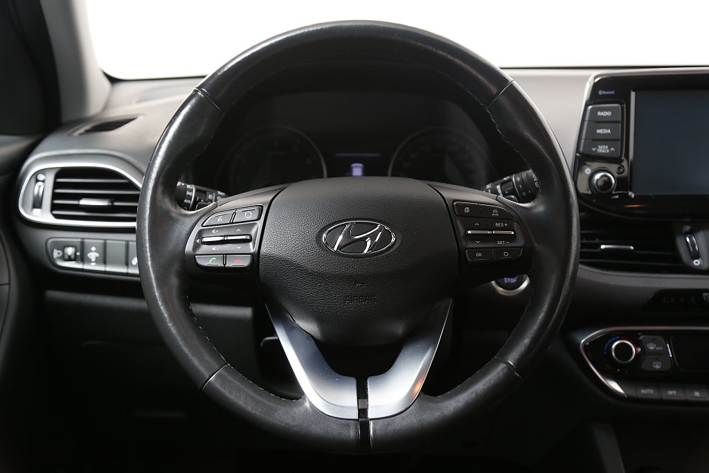 Hyundai i30 1,4 T-GDi 140hk Trend Kombi Aut CarPlay Kamera 2019