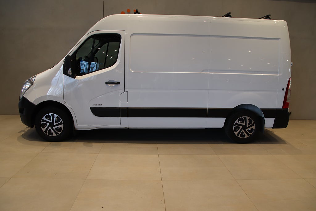 Renault master 3.5 T 2.3/Värmare/Drag/SoV/Skåpsinredning/2 års garanti