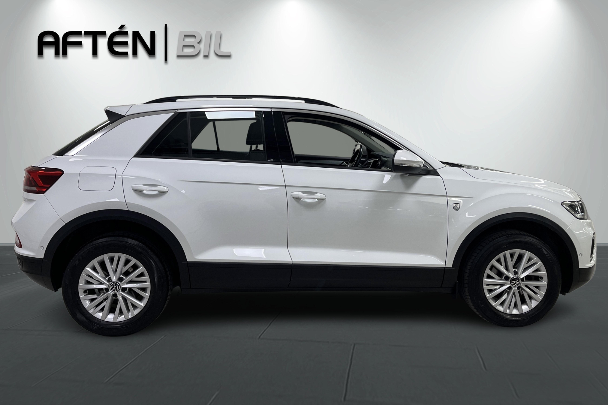 Volkswagen T-Roc 1.5 TSI 2023, bild 6/10