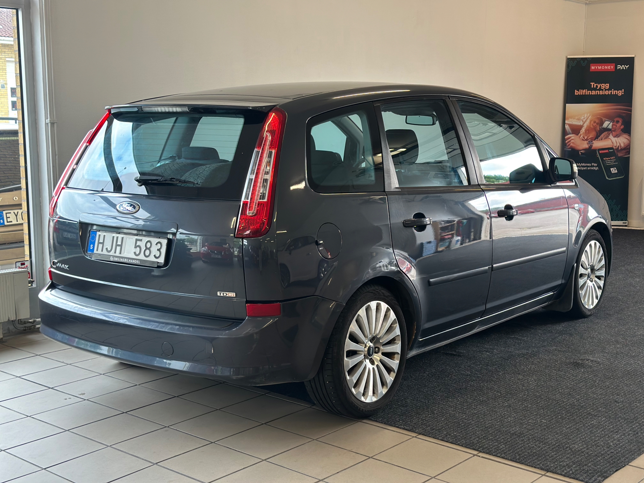 Ford C-Max 2010, photo 5/49