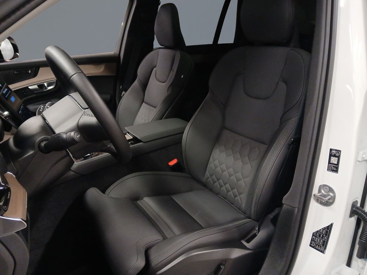 Volvo XC90 T8 AWD Ultra Dark 2026, bild 6/10