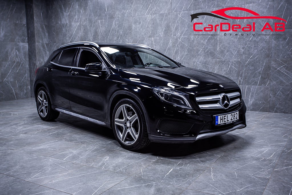 Mercedes-Benz GLA 220 CDI 4MATIC 7G-DCT AMG Sport M-Värmare Kamera Navi