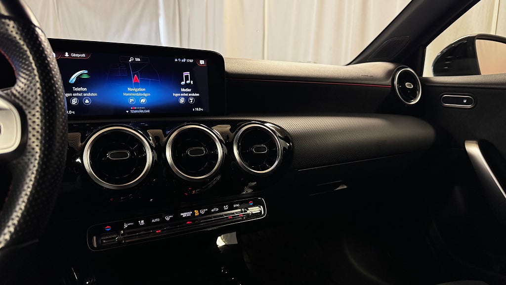 Mercedes-Benz A 250 AMG Sport Nightpackage Navi Widescreen bild 15