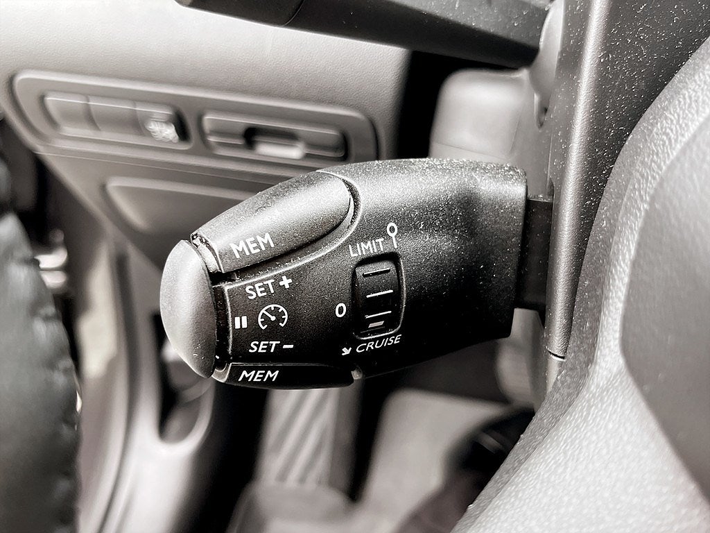 Bild på Citroën C3 Aircross Shine 1.2 PT 130hk Aut - CARPLAY, EN ÄGARE