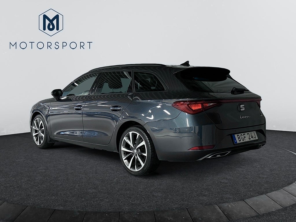 Seat Leon ST León Sportstourer e-Hybrid FR Dragkrok B-kamera Navi bild 4