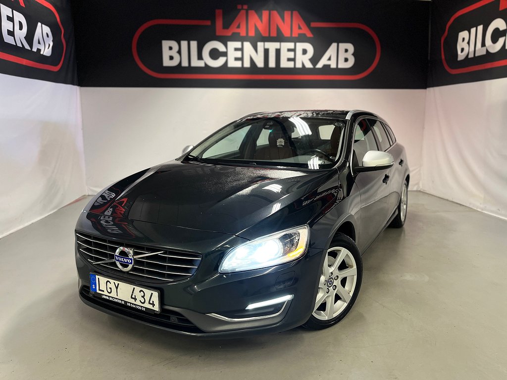 Volvo V60 D5 Summum 2 ägare Skinn PDC Taklucka P-värmare SoV