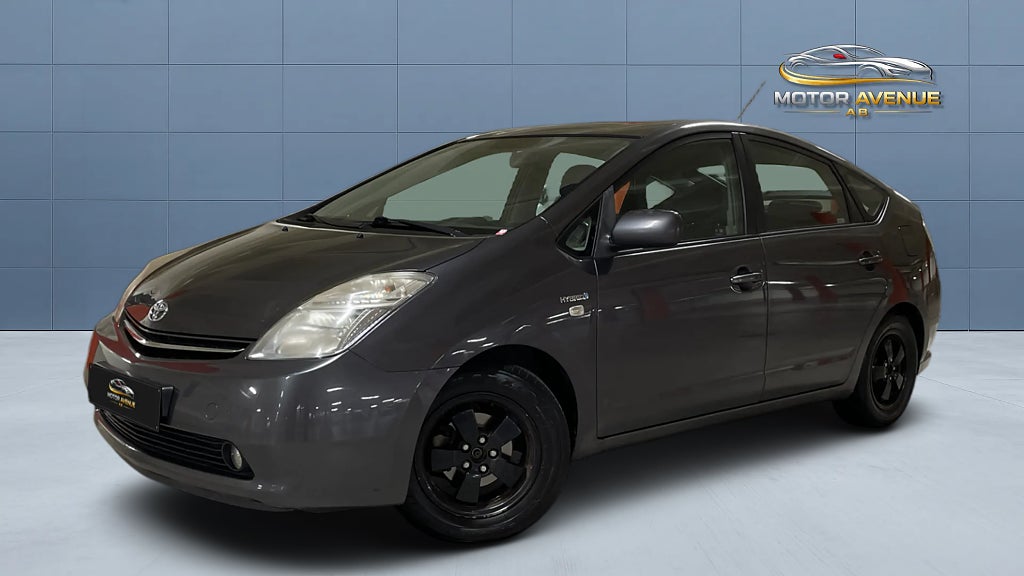 Toyota Prius 1.5 VVT-i + 3CM CVT Ny Servad/Besiktad Årsskatt 360