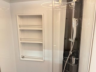 Husbil-integrerad Kabe IMPERIAL TM 910 GB 29 av 38