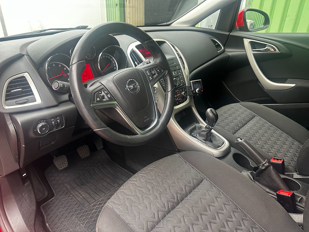 Opel Astra Sports Tourer 1.6 Active