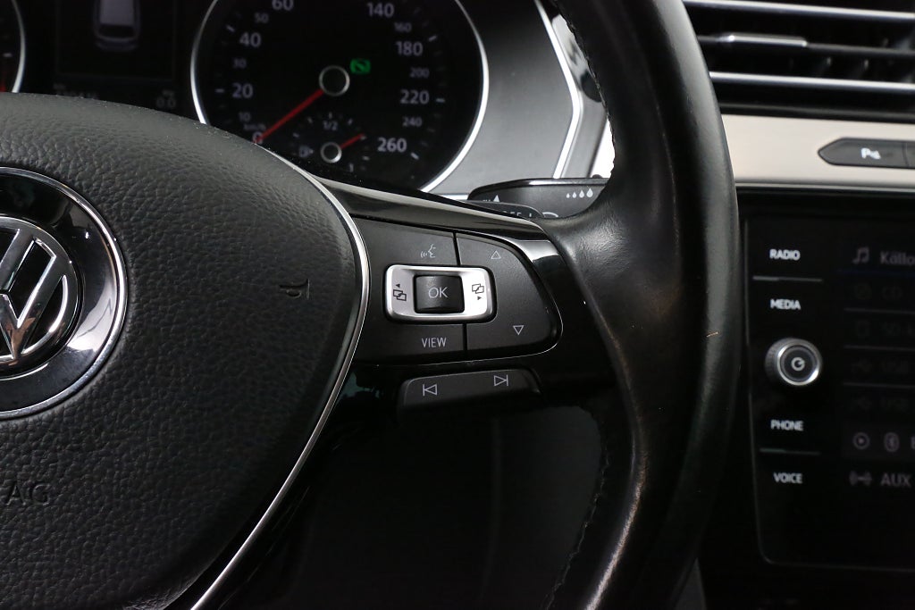 Volkswagen Passat 2,0 TDI 190hk DSG Executive Sportscombi Värmare Drag 2019