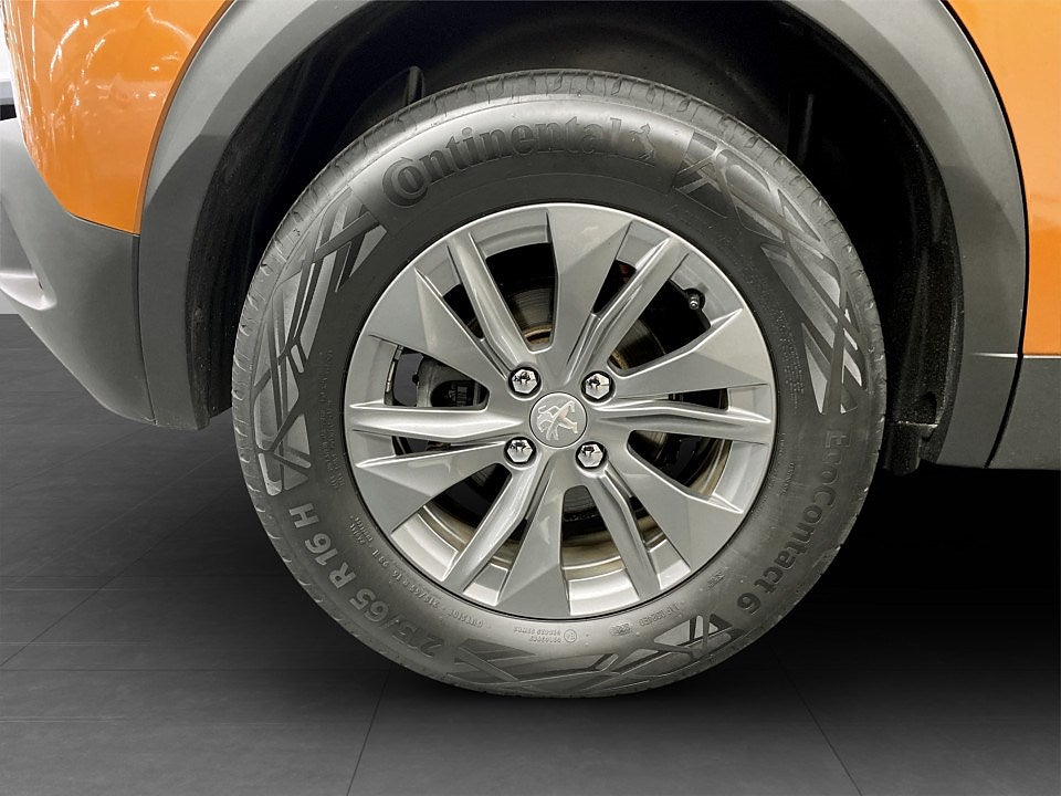 Bild på Peugeot E-2008 Active Pack 50 kWh 136hk Aut - CARPLAY