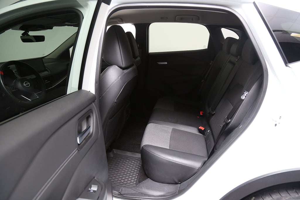 Nissan Qashqai 1,3 DIG-T XTRONIC-CVT 158hk N-Connecta Navi 360°-kamera 2025