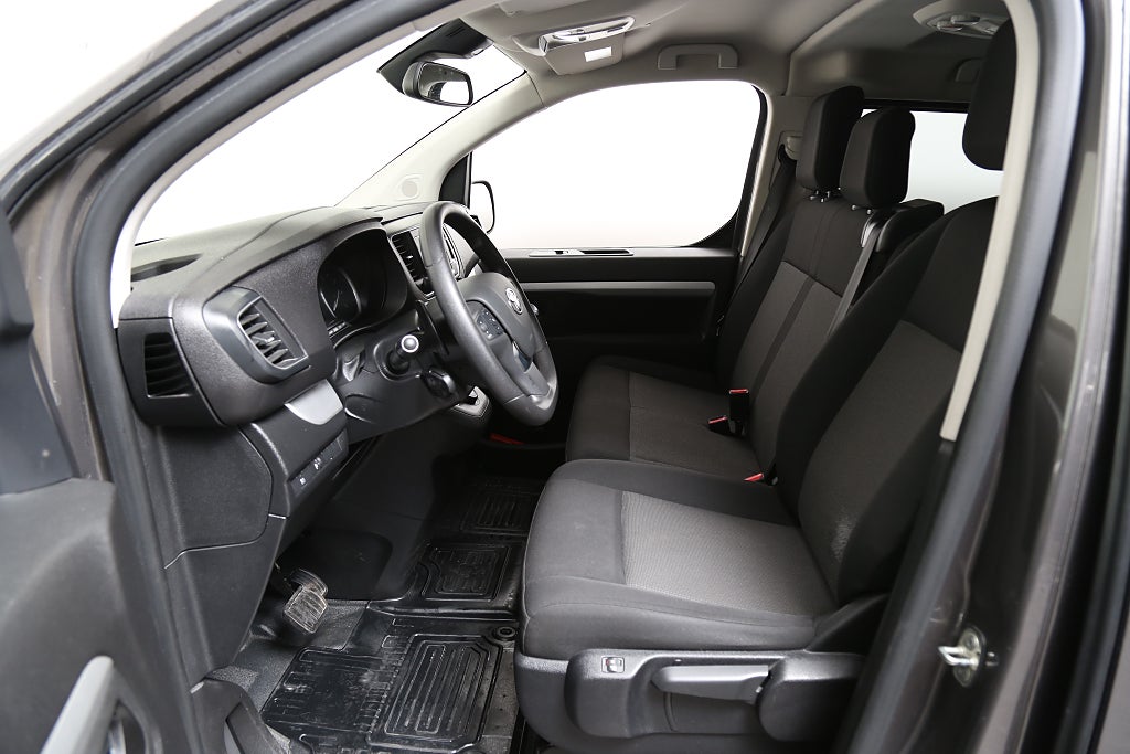 Toyota Proace Verso 2,0 D-4D 144hk Aut 9-sits Värmare Drag Leasbar 2023