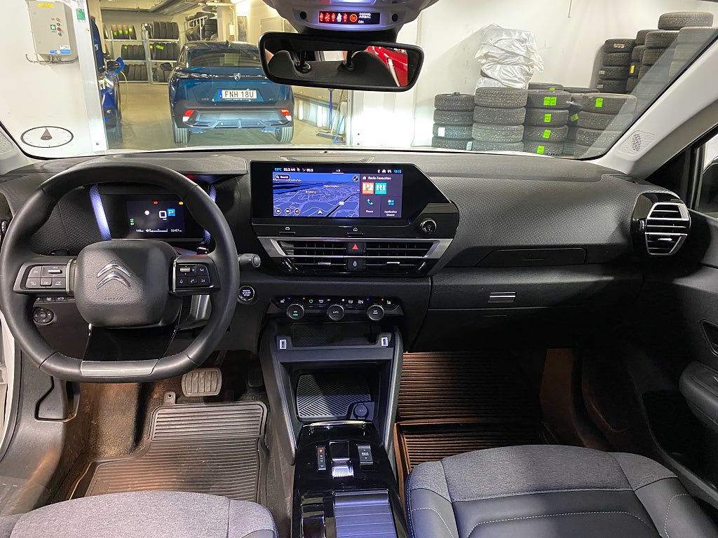 Bild på Citroën C4 X SHINE 1.2 PureTech 130hk AUT