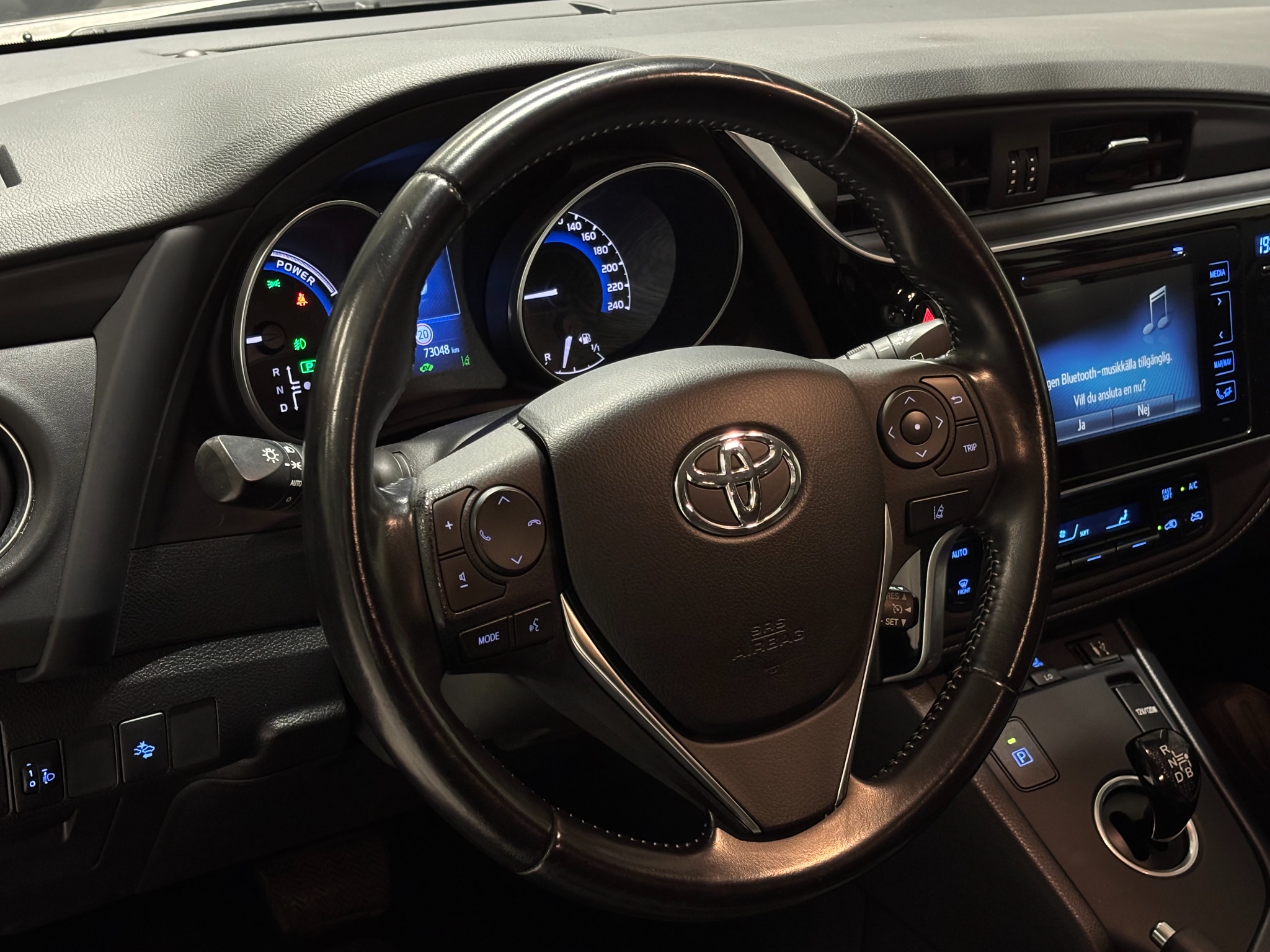 Toyota Auris 2017, bild 5/10