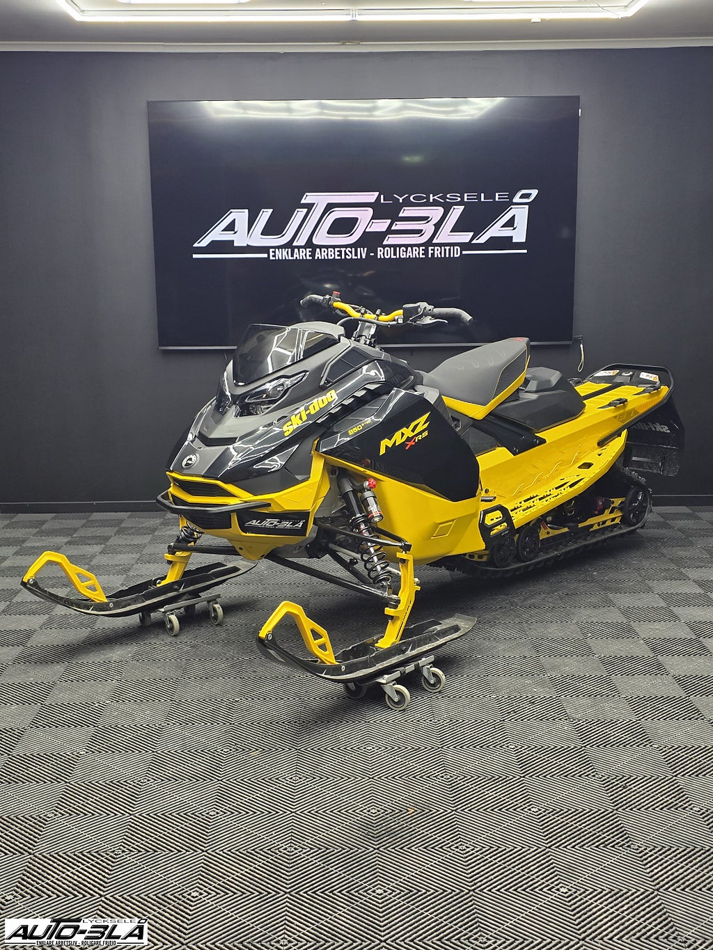 Ski-Doo MXZ XRS 850 E-TEC