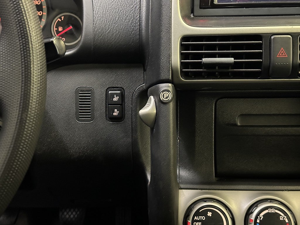 Honda CR-V 2.0 4WD | Nybesiktad | S+V | Nyservad | Bluetooth