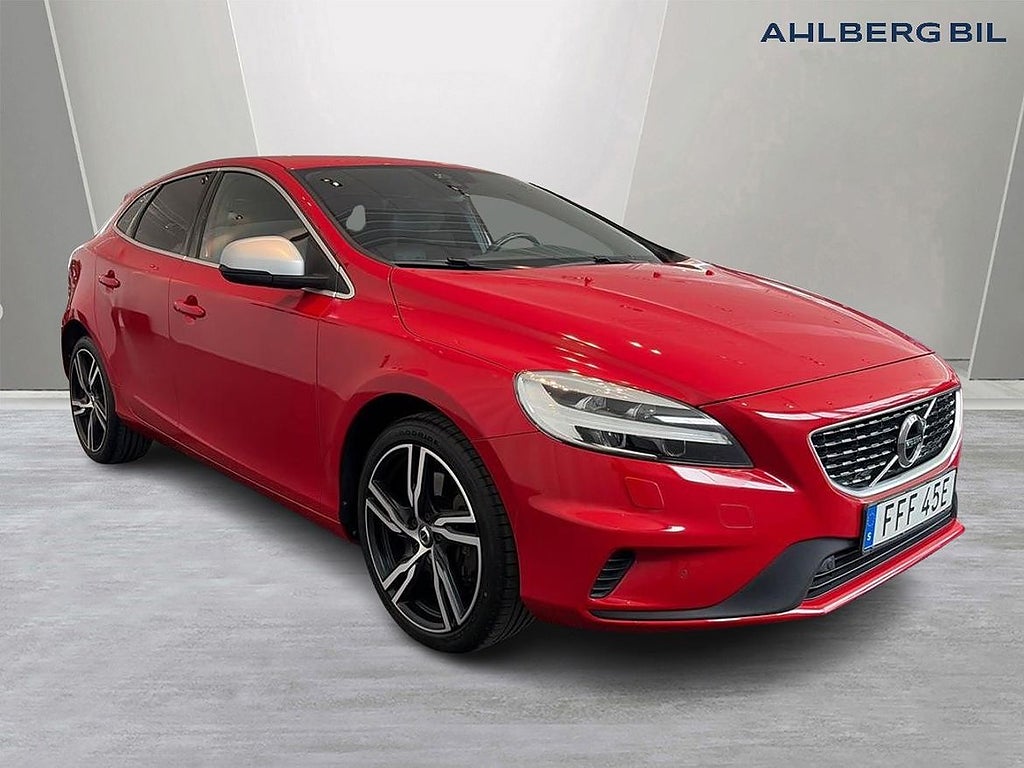 Volvo V40 T3 aut R-Design Edt, Drag