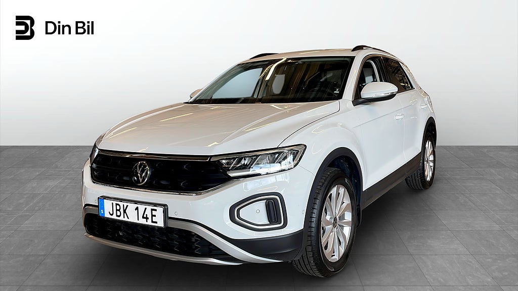 Volkswagen T-Roc LIFE 1.5 TSI B-KAMERA RATTVÄRMARE CARPLAY150 HK