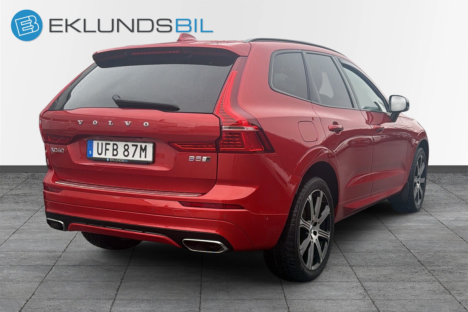 Volvo XC60 B5 AWD Geartronic R-Design Panorama Navi HUD 360 Drag 2020 - miniatyr 5