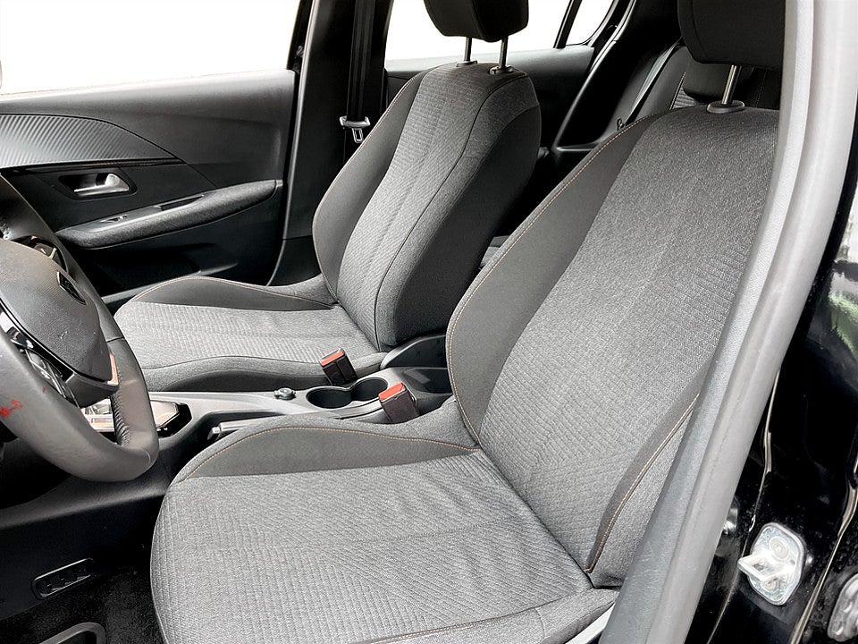 Bild på Peugeot 208 Style Hybrid 100hk Aut CARPLAY BACKSENSORER