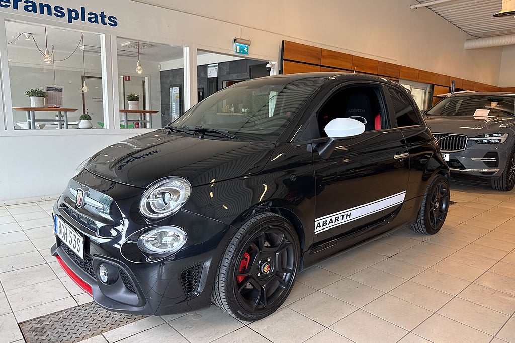 Abarth 595 1.4 T-JET 16V PISTA Sportavgas 70 Års Jubileum Monza  2019 till salu hos Magnus Bil