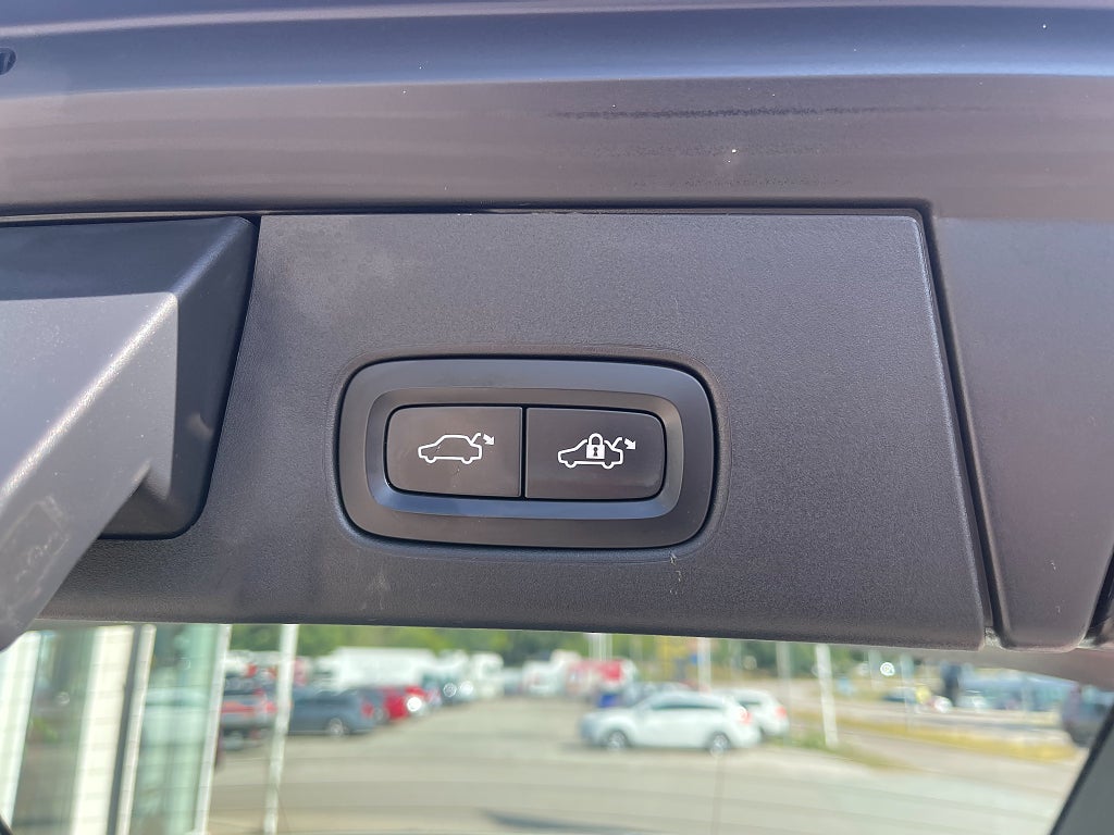 Volvo V90 Cross Country D4 AWD Pro 190 hk Välutrustad