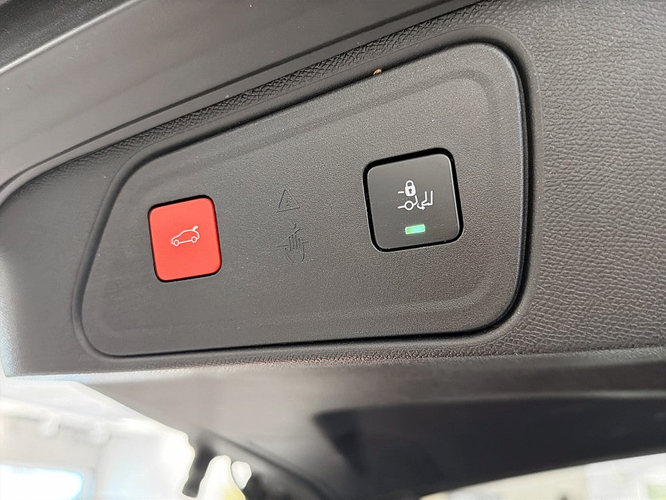Bild på Peugeot 3008 GT 1.2 PT 130hk Aut EL-BAKLUCKA NAVI