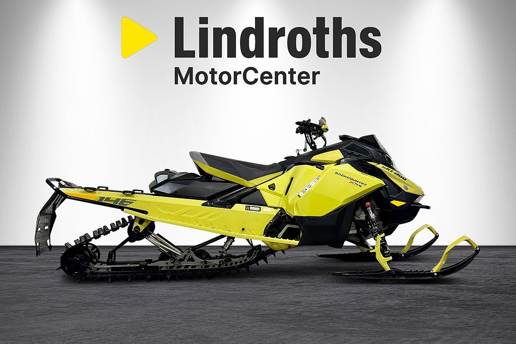Ski-Doo Backcountry X-RS 850 E-TEC Turbo R 146" -25 Demo 