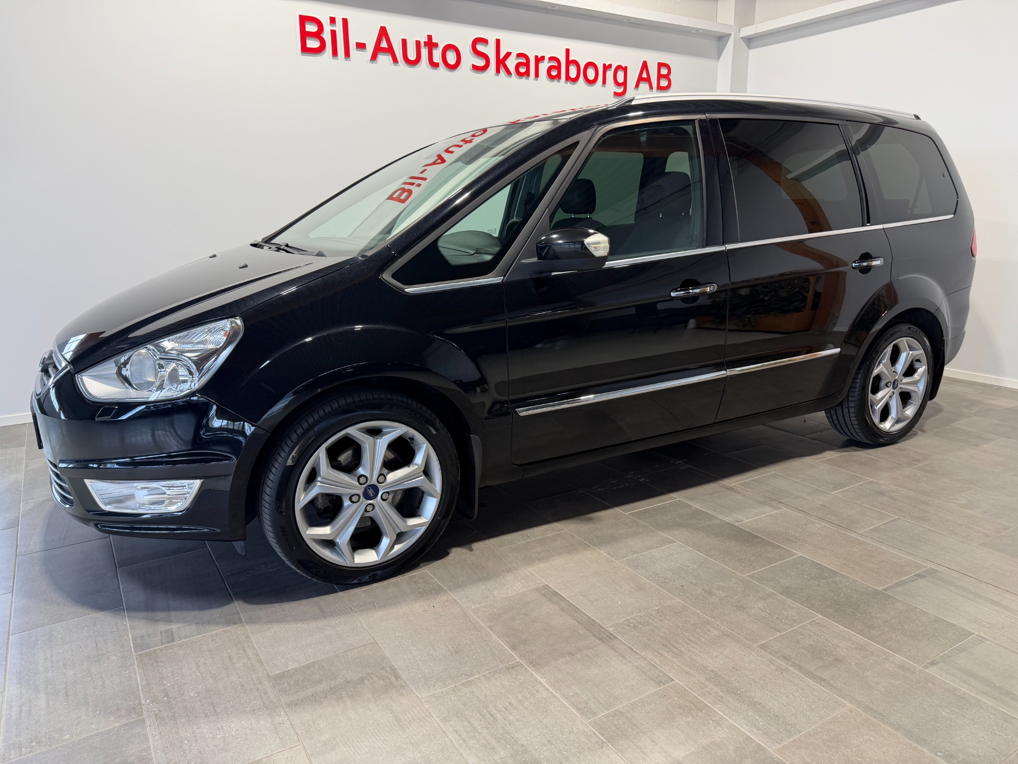Ford Galaxy 2012, photo 3/54