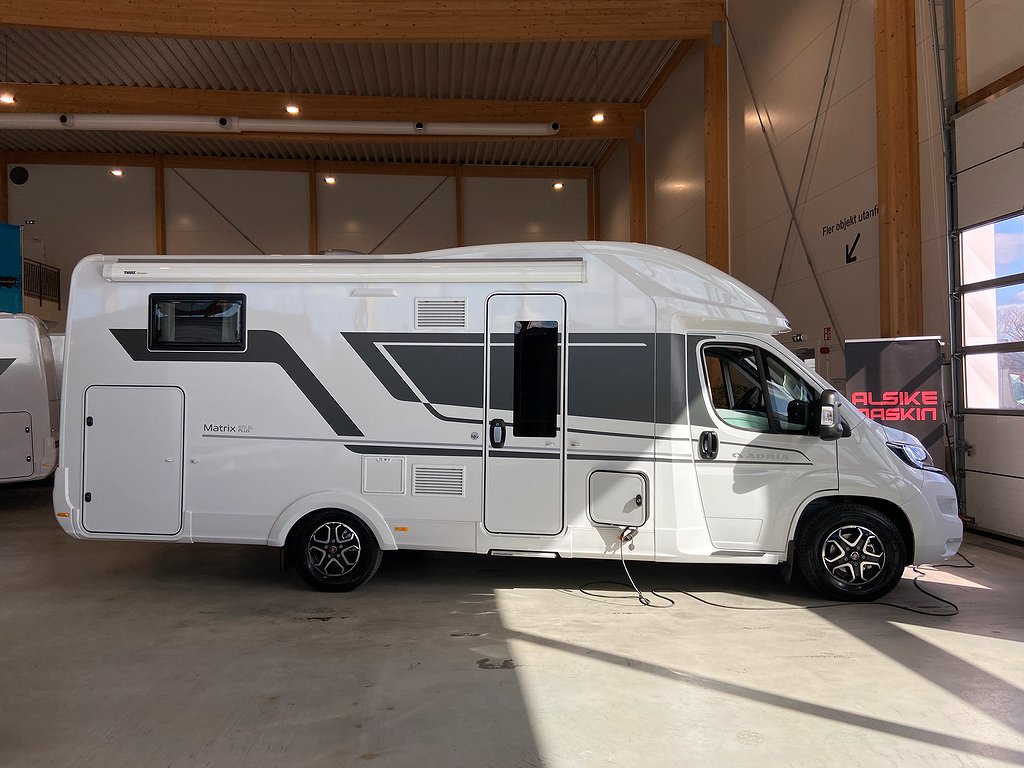 Adria Matrix Plus 670 SL / ALDE / Taksäng / 5 bältad / Auto - Adria