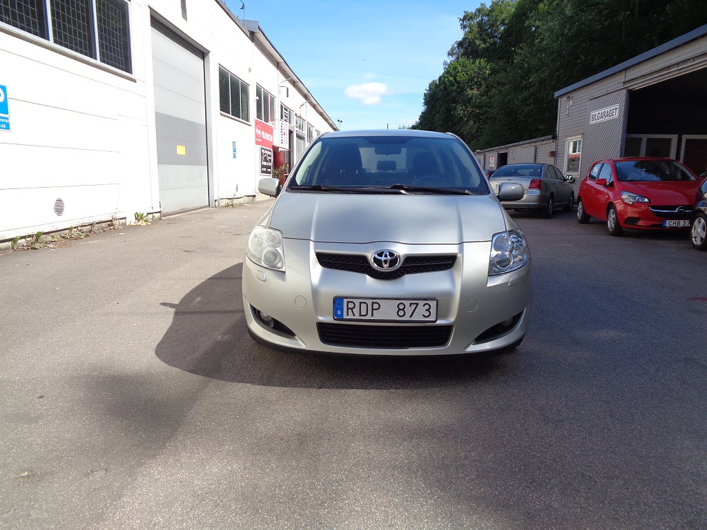 Toyota Auris 5-dörrar 1.6 Dual VVT-i Euro 4