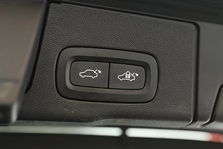 SUV Volvo XC60 17 av 28