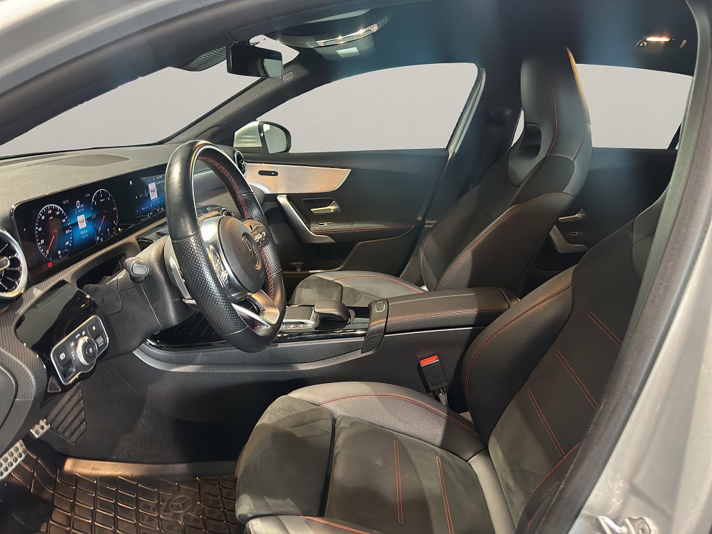 Mercedes-Benz A 200d AMG Widescreen - bild 9