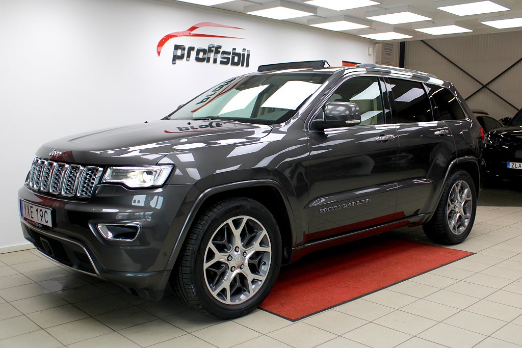 Jeep Grand Cherokee 3.0 V6 CRD 4WD Pano Navi B-kam 7900mil Drag Se Spec! 