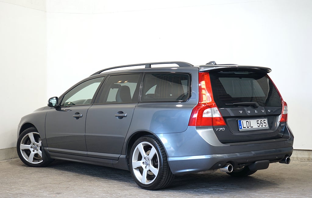 Volvo V70 2.5FT Automat R-Design Dragkrok 231hk
