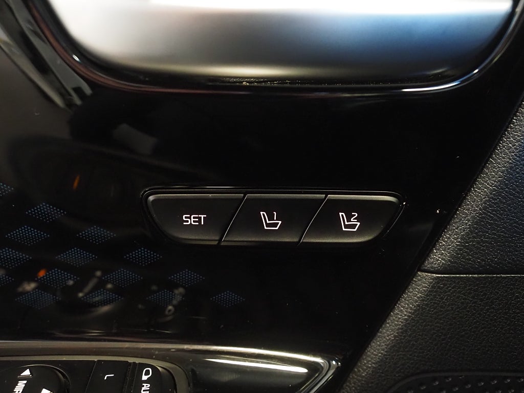 Kia Niro e- 64 kWh Advance Plus Tech Taklucka JBL Navi Läder 2020