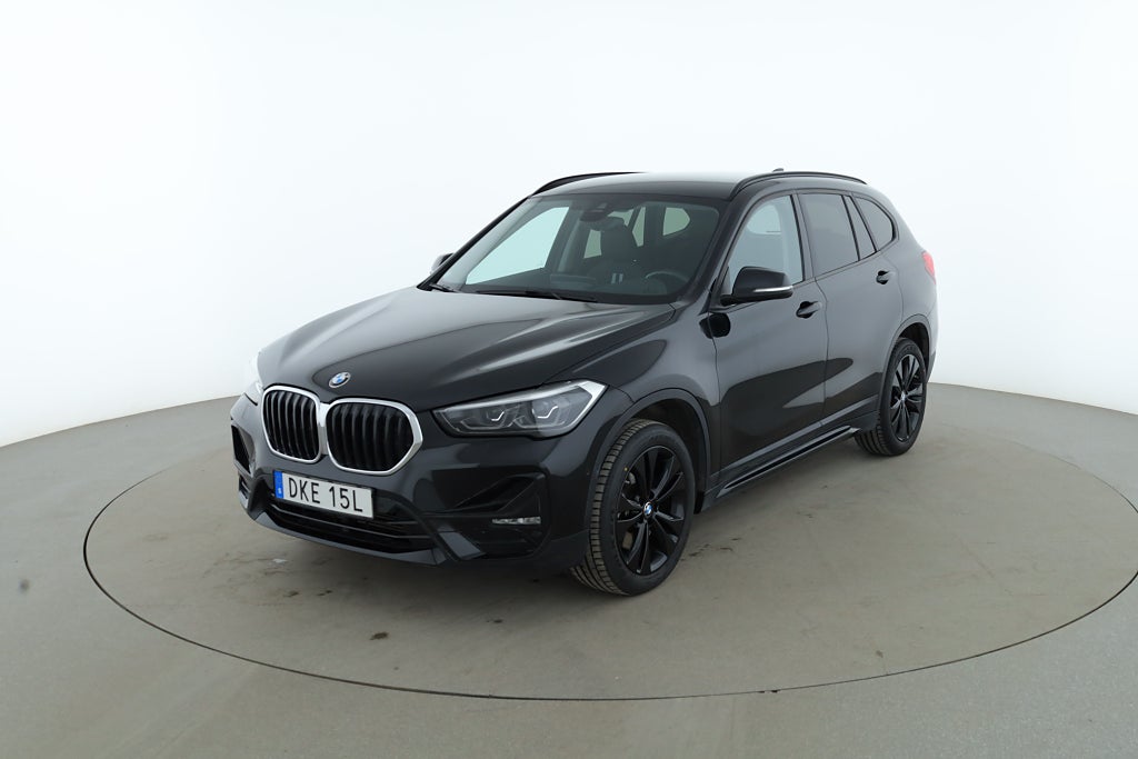 BMW X1 Sport Line / Dragkrok, GPS, Backkamera