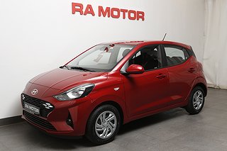 Halvkombi Hyundai i10 1 av 22