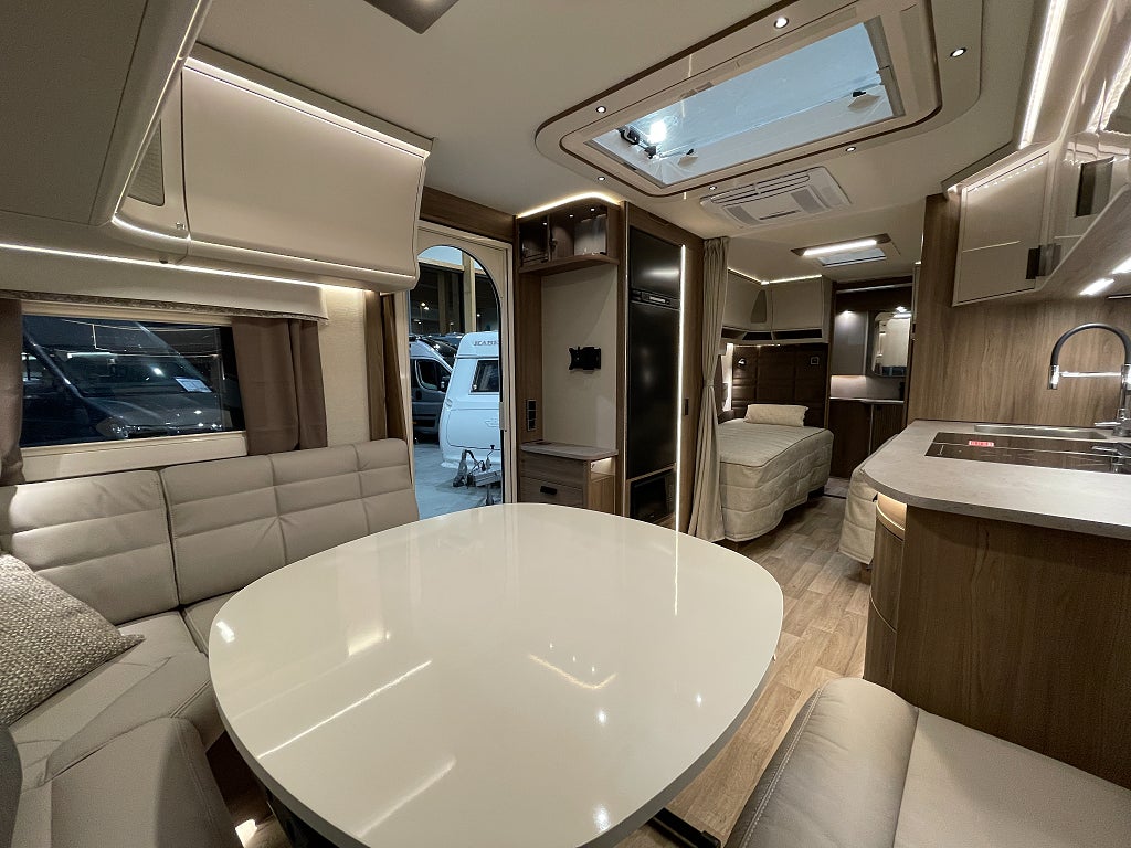 Kabe Imperial 630 TDL E2 KS /AC/Läder/Långbäddar/Badrum bak - Kabe