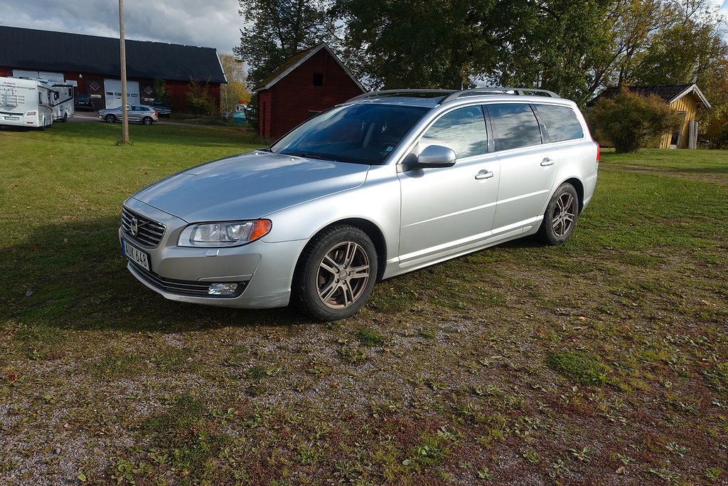 Volvo V70 D2 Geartronic Momentum Taklucka Glas