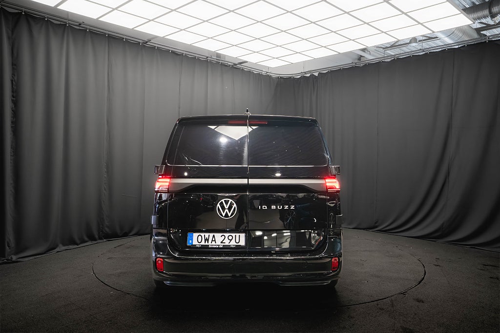 Volkswagen ID. Buzz Cargo DRAG KAMERA MATRIX 1-ÄGARE MOMS