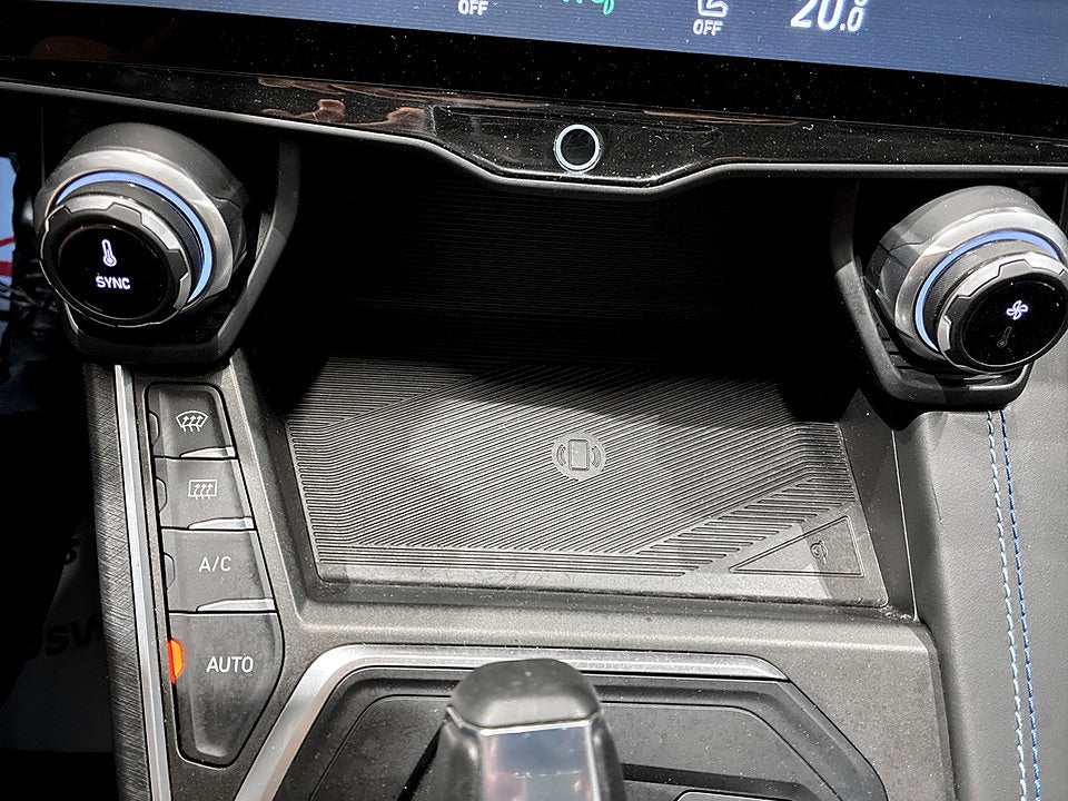 Bild på Lynk & Co 01 PHEV 261hk Aut PANO 360° KAMERA ELSTOL MED MINNE