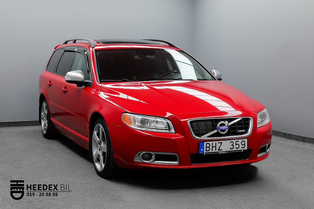 Volvo V70 2.5T 231hk R-Design Taklucka BLIS Radar Dynaudio UNIK