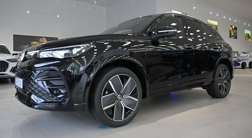 Volkswagen Tiguan eHybrid R-Line SWE-Edition *0 kr insats*