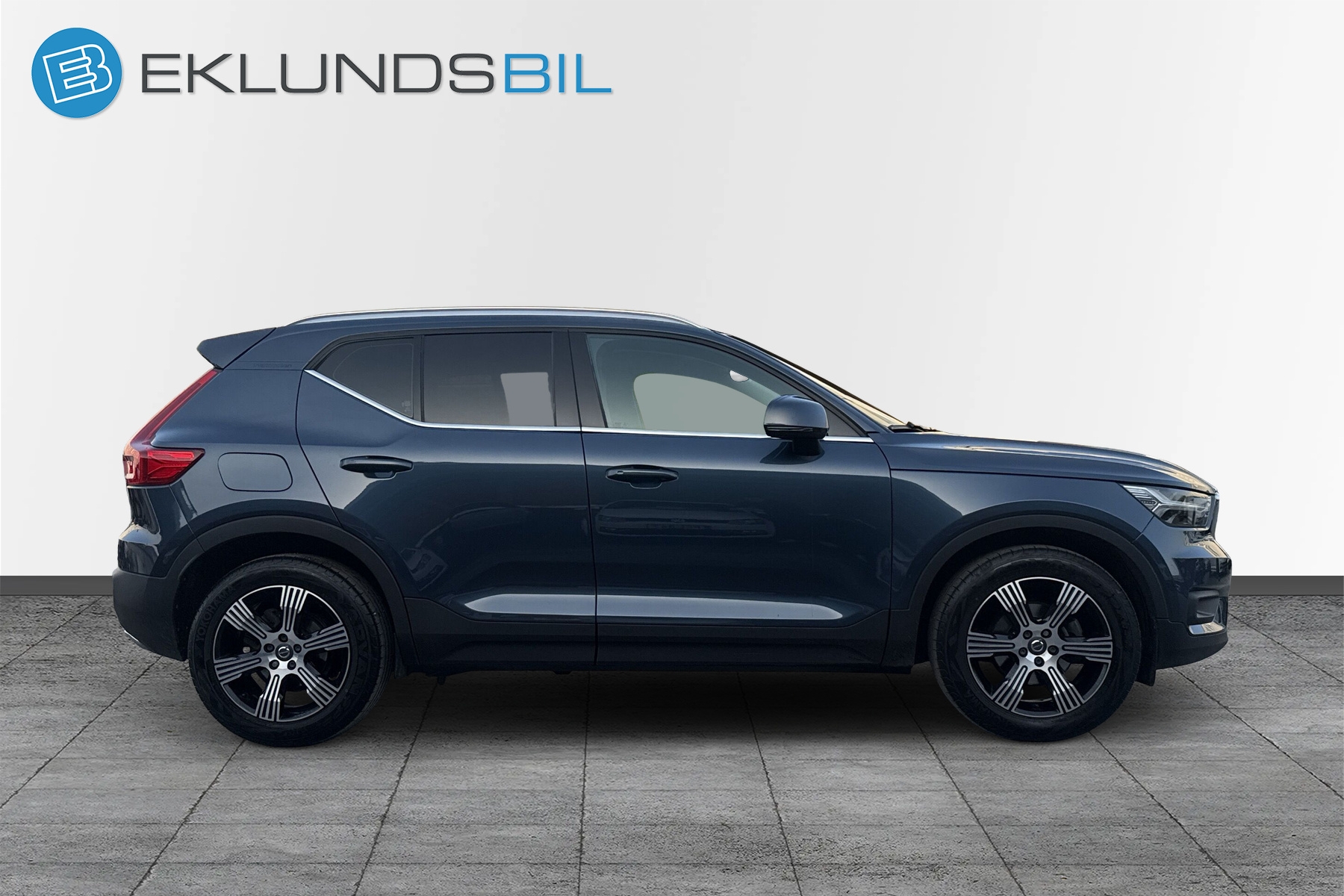 Volvo XC40 D3 Geartronic Inscription Orrefors Navi Drag 2020 - miniatyr 24