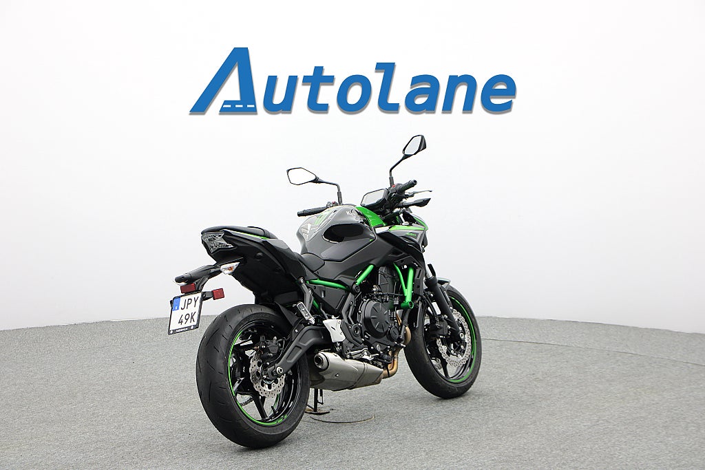 Kawasaki Ninja Z650 *ABS Endast 41 mil!