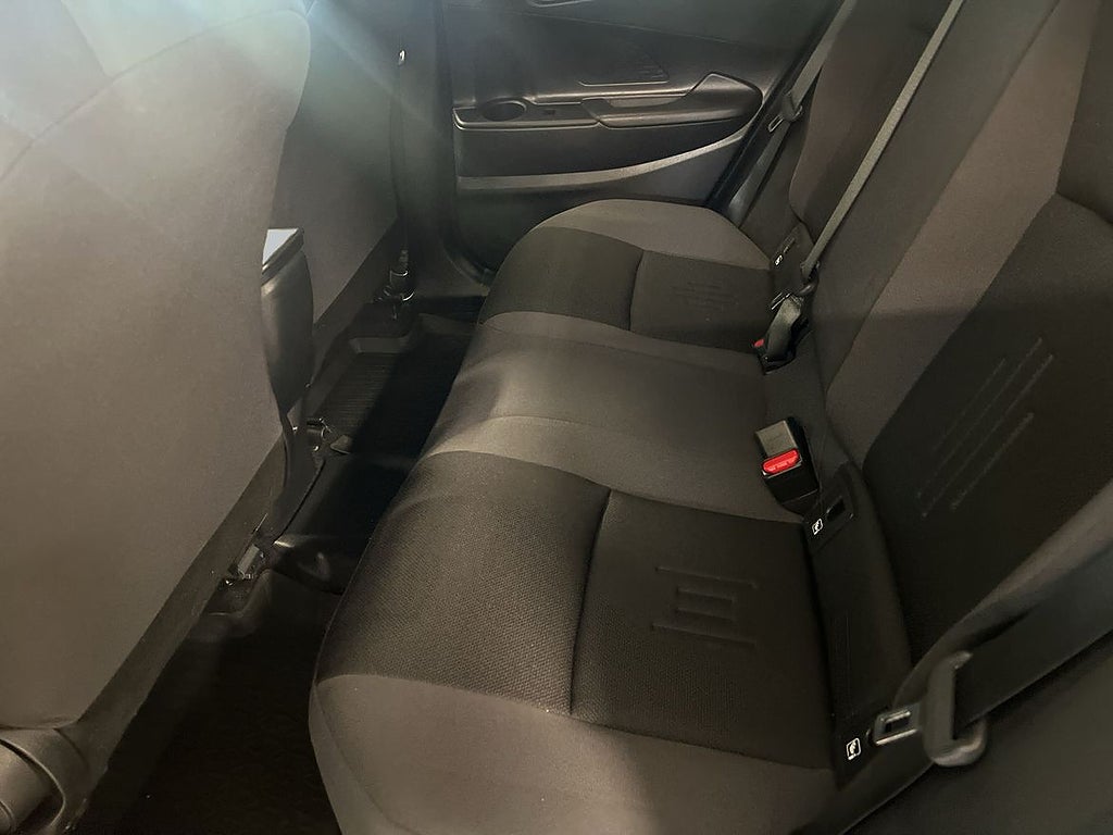 Toyota C-HR 2,0 LADDHYBRID FWD / STYLE / V-HJUL